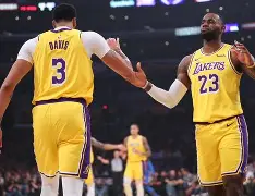 关于明晨温网焦点战！洛杉矶湖人迎战巴黎圣日耳曼，绝杀或上演的信息